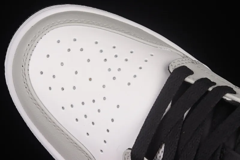 All Categories Air Jordan Jordan Series Basketball Shoes Air Jordan 1 Low Air Jordan 1 Low AJ1 Joe 1 White Black Pink Sports Culture Basketball Shoes 553558-062